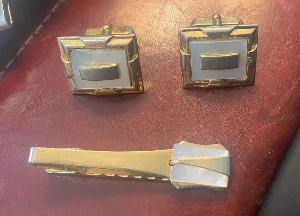 VTG Anson Gold Tone and MOP Cufflinks and 2